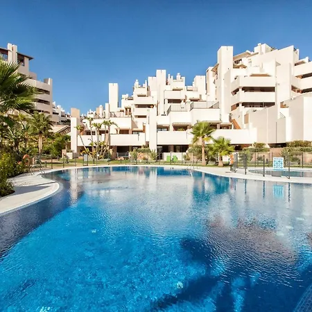 Fantástico apartamento en primera línea de playa Estepona Exterior foto
